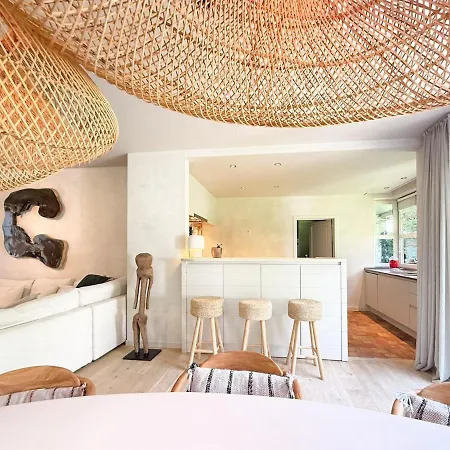 Peaceful 3-bedroom With Spacious Garden In Knokke-Heist