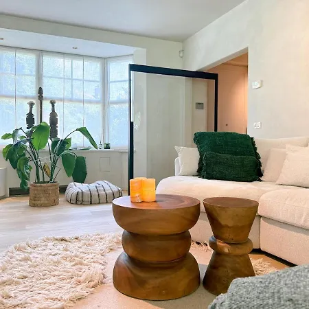 Villa Peaceful 3-bedroom With Spacious Garden In