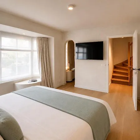 Peaceful 3-bedroom With Spacious Garden In